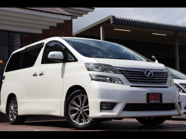 2010 Toyota Vellfire