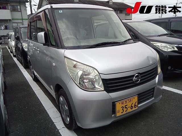 2012 Nissan Roox