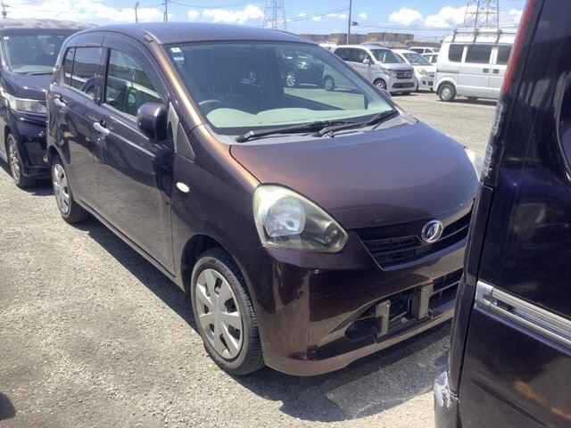 2012 Daihatsu Mira ES