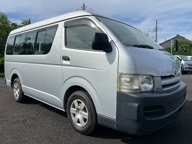 Toyota Hiace W