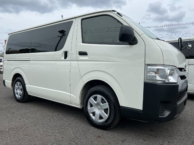 2018 Toyota Hiace V
