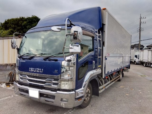 Isuzu Forward