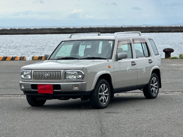 1998 Nissan Rasheen