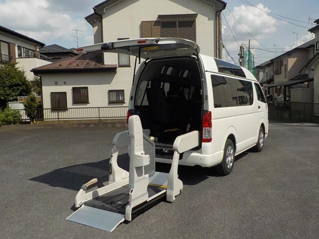 Toyota Hiace V