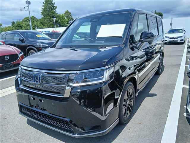 2023 Honda Step Wagon HV