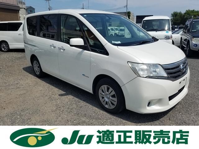 2013 Nissan Serena HV