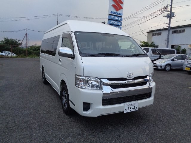 Toyota Hiace W