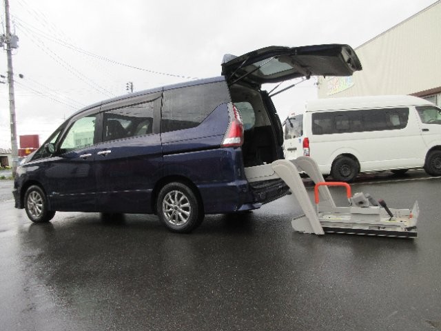 2016 Nissan Serena