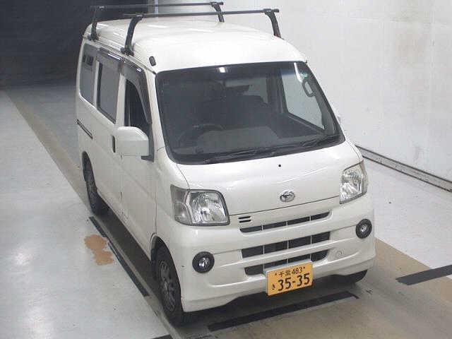 2016 Daihatsu Hijet Cargo