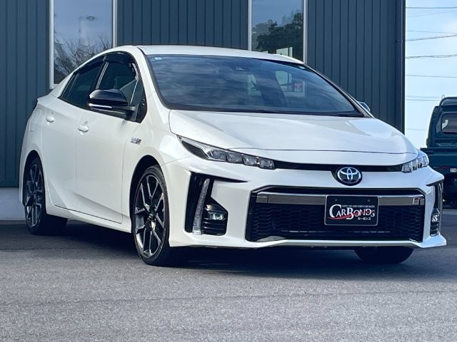 2019 Toyota Prius PHV