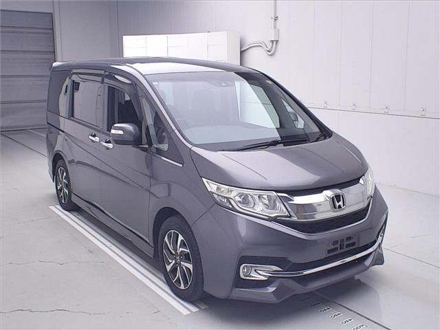 2017 Honda Step Wagon