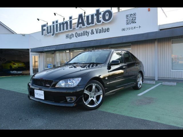2000 Toyota Altezza