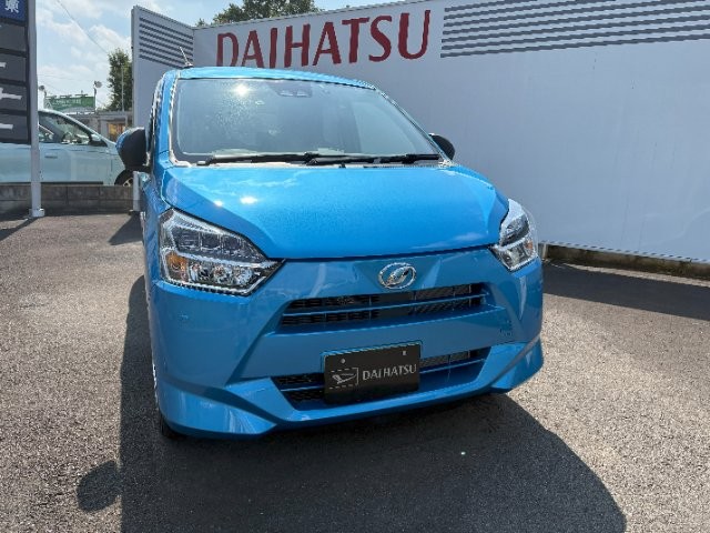 Daihatsu Mira ES