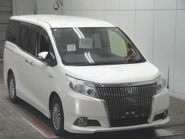 Toyota Esquire HV