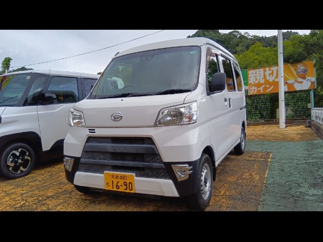 2018 Daihatsu Hijet V