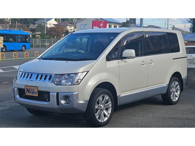 2016 Mitsubishi Delica D5