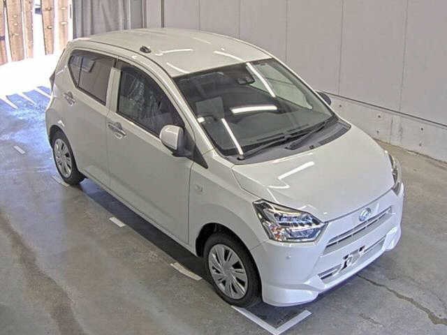 2018 Daihatsu Mira ES