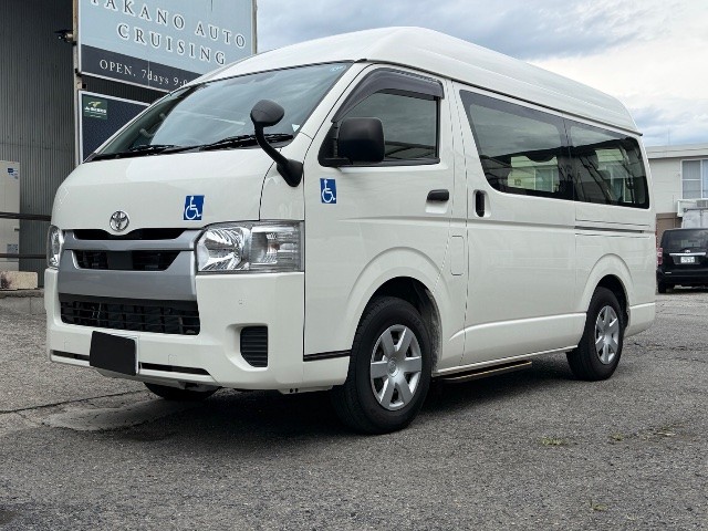 Toyota Hiace V