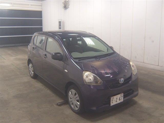 2012 Daihatsu Mira ES
