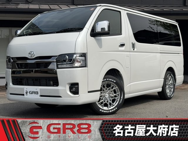 Toyota Hiace V