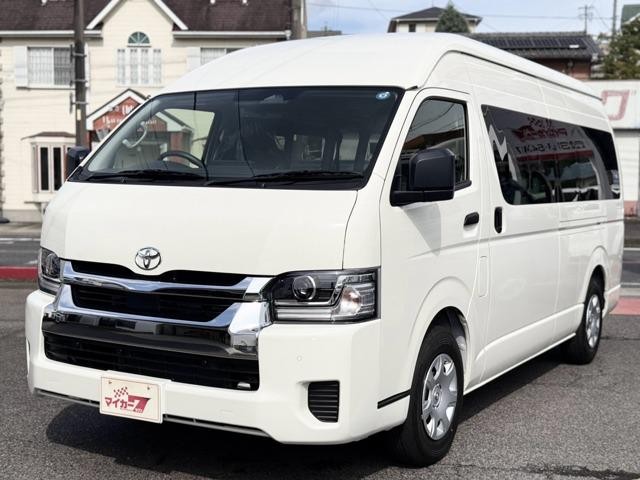 Toyota Hiace V
