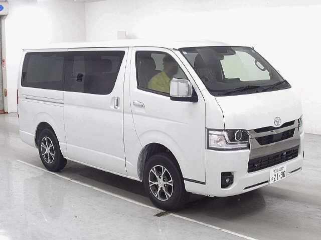 Toyota Hiace V