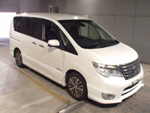 2015 Nissan Serena HV