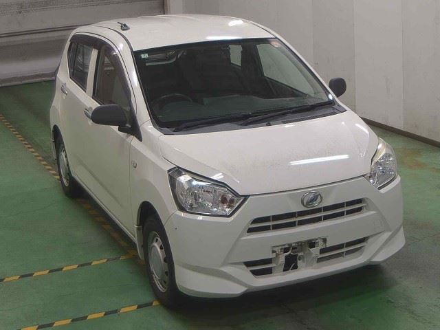 2018 Daihatsu Mira ES