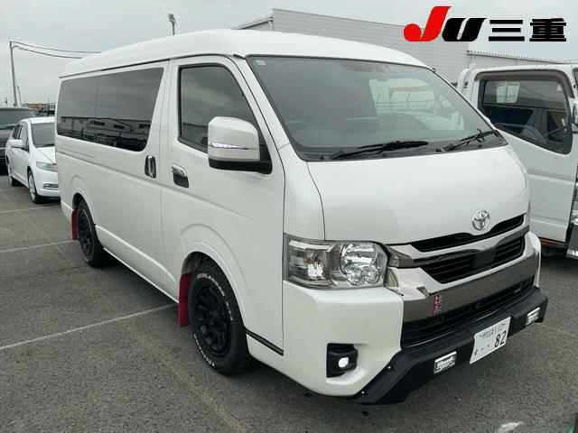 2022 Toyota Hiace V
