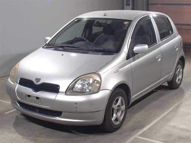 2000 Toyota Vitz