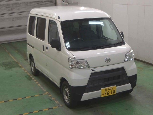 2018 Daihatsu Hijet Cargo