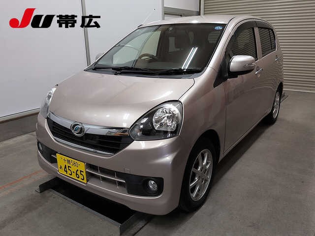 2015 Daihatsu Mira ES