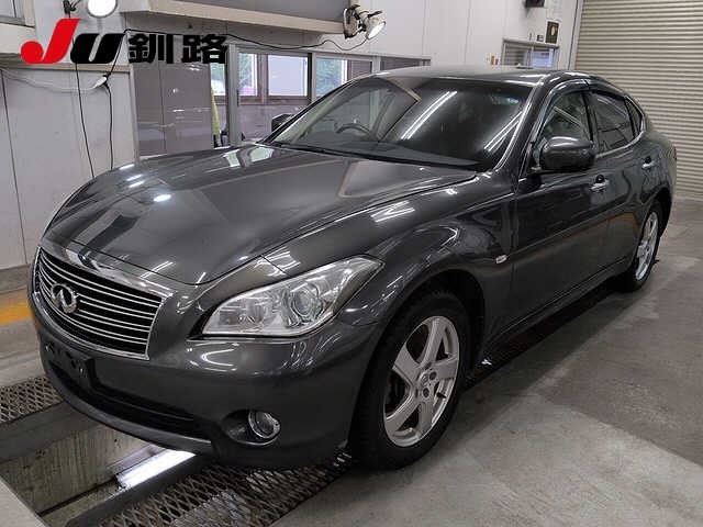 2013 Nissan Fuga