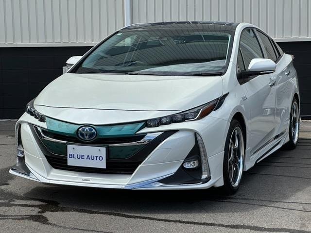 2017 Toyota Prius PHV