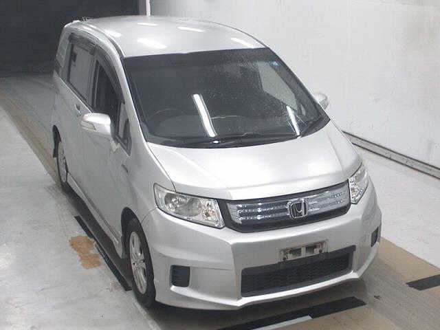 2012 Honda Freed Spike