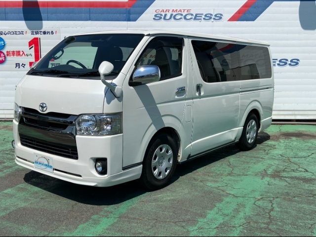 2019 Toyota Hiace V