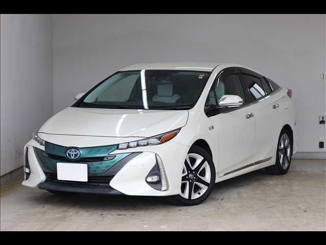 2018 Toyota Prius PHV