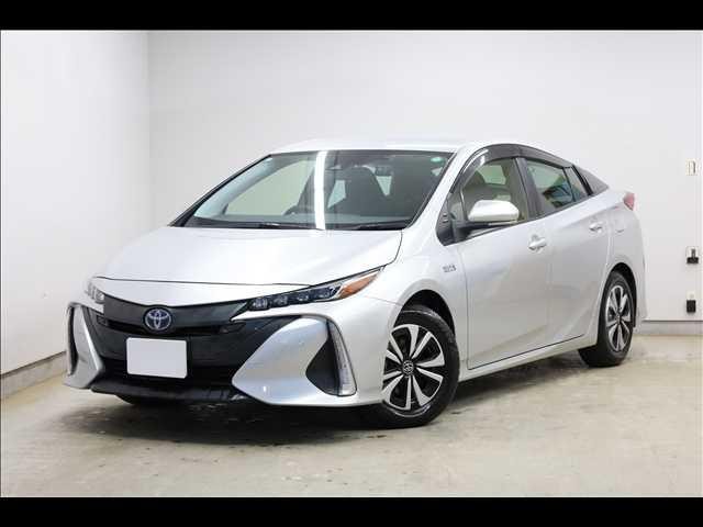 2019 Toyota Prius PHV