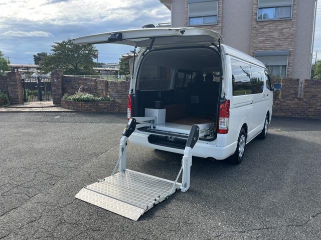 Toyota Hiace V
