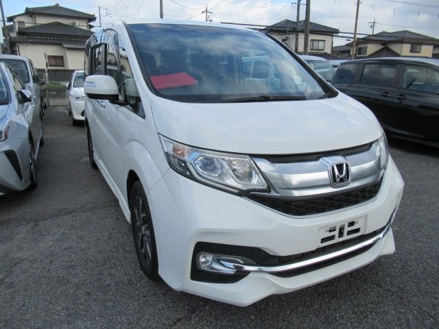 2015 Honda Step Wagon