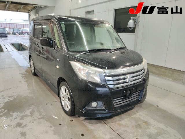 2017 Mitsubishi Delica D2