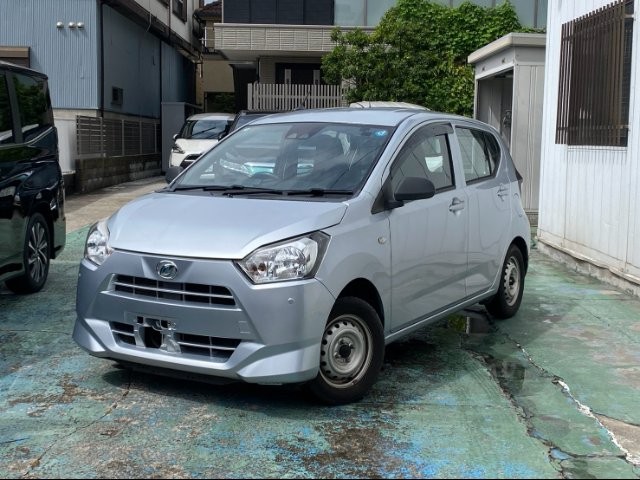 2018 Daihatsu Mira ES