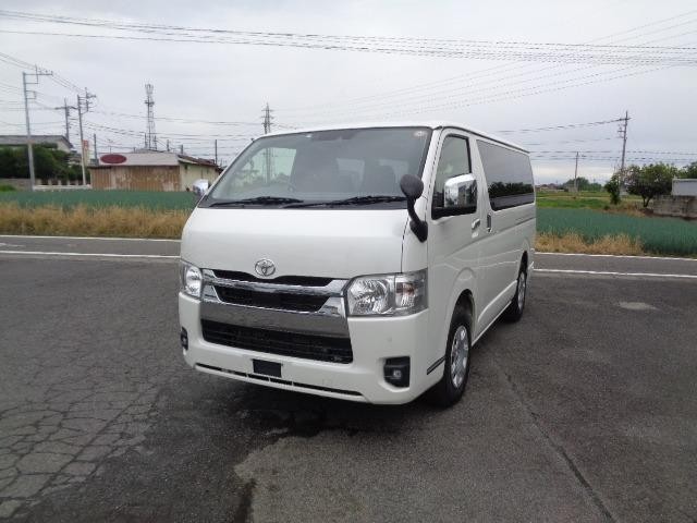 2022 Toyota Hiace V