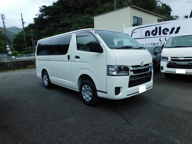 Toyota Hiace V
