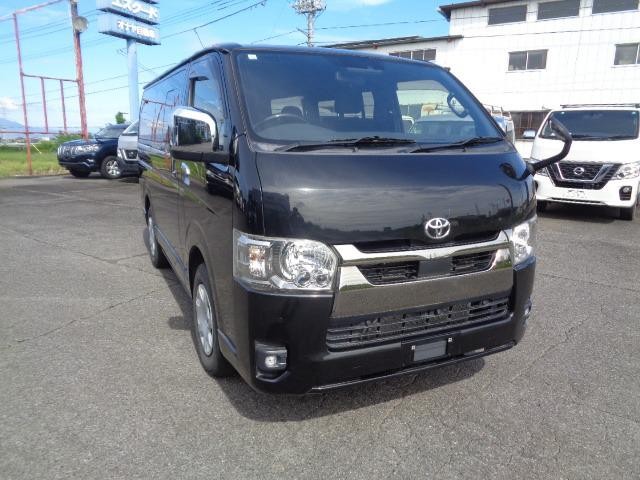 2022 Toyota Hiace V