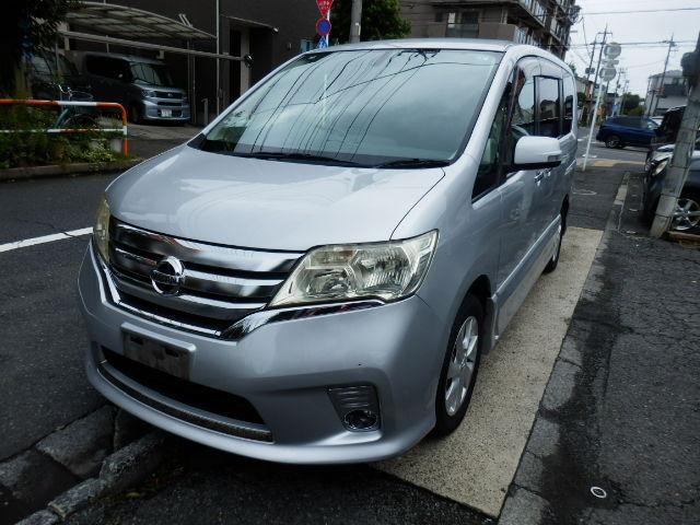 2011 Nissan Serena