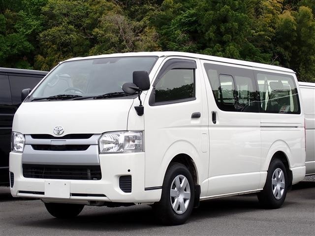 Toyota Hiace V