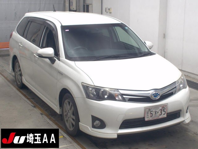 Toyota Fielder HV