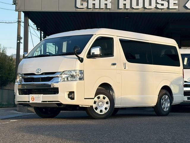 Toyota Hiace W