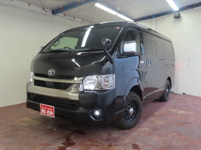 Toyota Hiace V